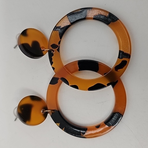 Vintage Tortoise Shell Animal Print Drop Earrings - Picture 5 of 5